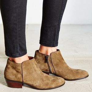 Sam Edelman Petty Chelsea Boot